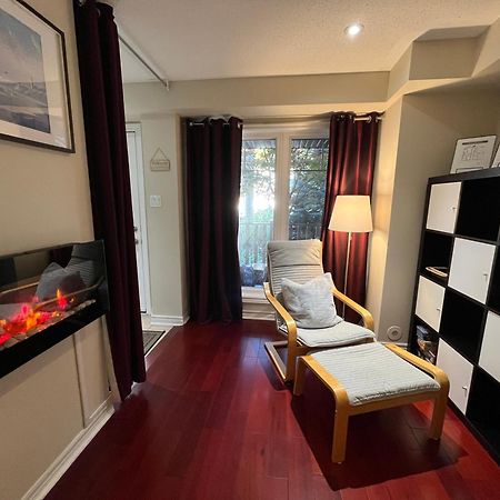 Stunning Rooms In Townhouse Across The Beach Торонто Экстерьер фото